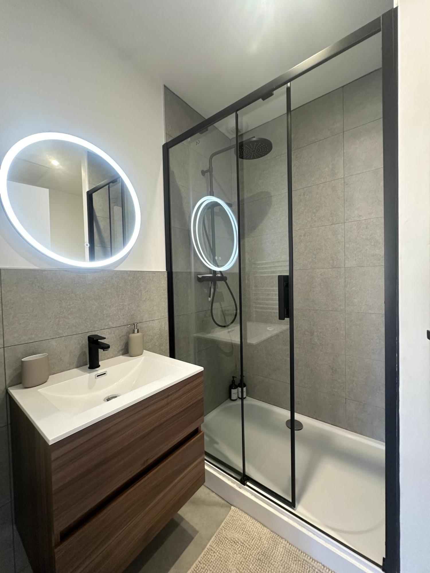Appartement Cosy & Moderne 6 Personnes Centre Charleville-Mezieres - Ardennes Zewnętrze zdjęcie